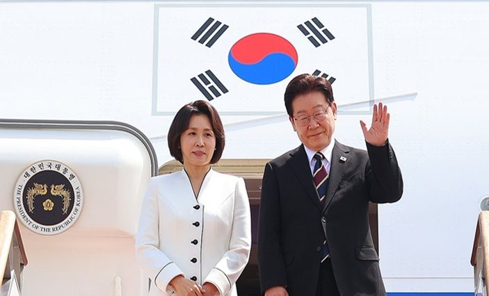 South Korea President Arrived to India on 2-Day Trip